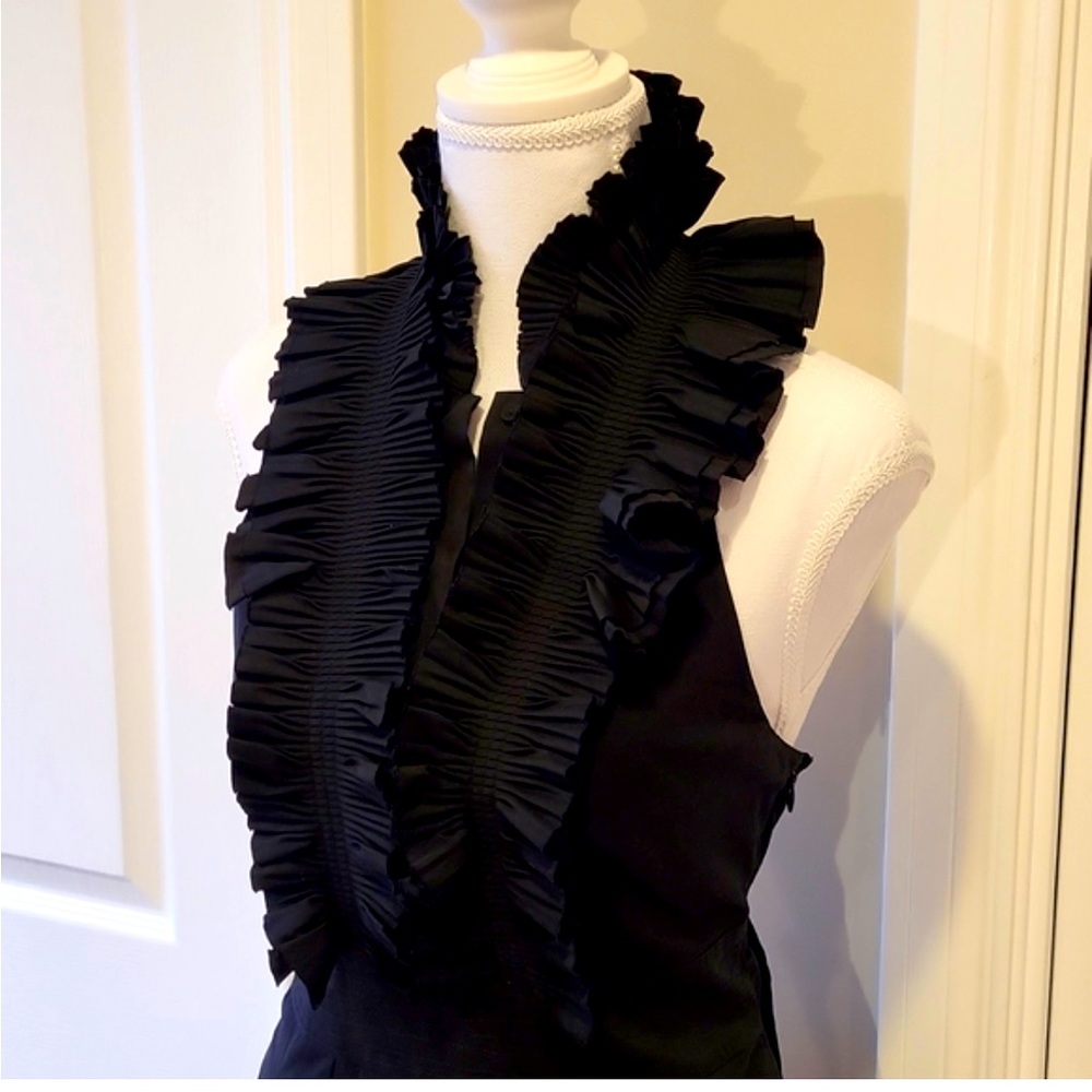 BCBG MAXAZRIA black halter tie waist button front full ruffle dress size 0